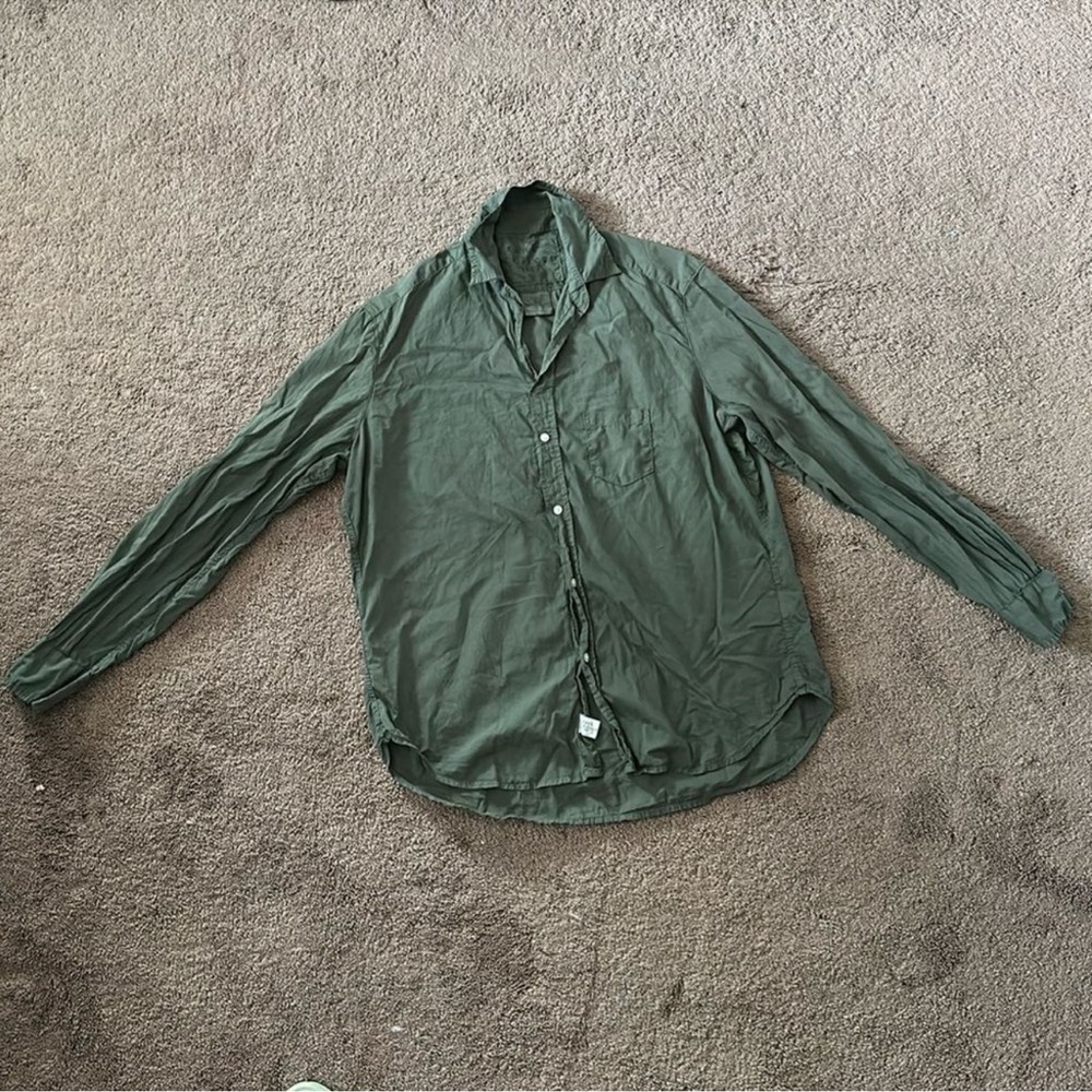 Frank and Eileen top olive green